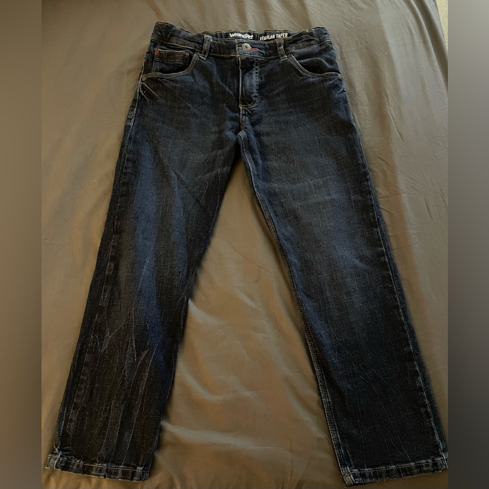 Wrangler “regular taper” size 10 husky. Adjustable waist. Like new, worn once!